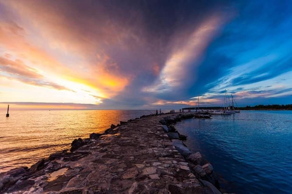Apartments Reinic Novigrad  Luaran gambar